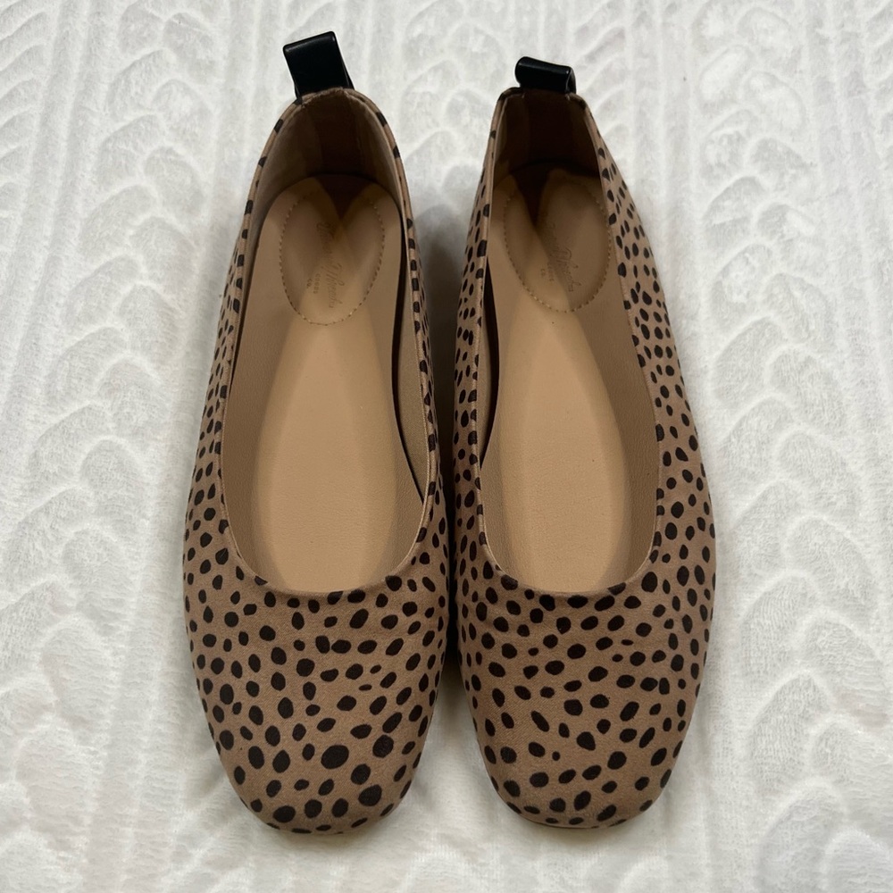 💗 Universal Threads - Womans Flats‎